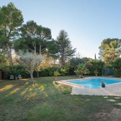 Maison 6 pièces 549000 €