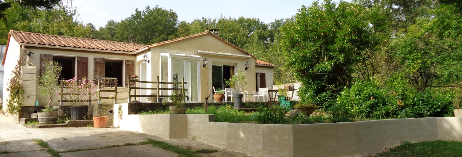 Maison 6 Pièces 103 m² à vendre à La Chapelle-des-Pots (17100)