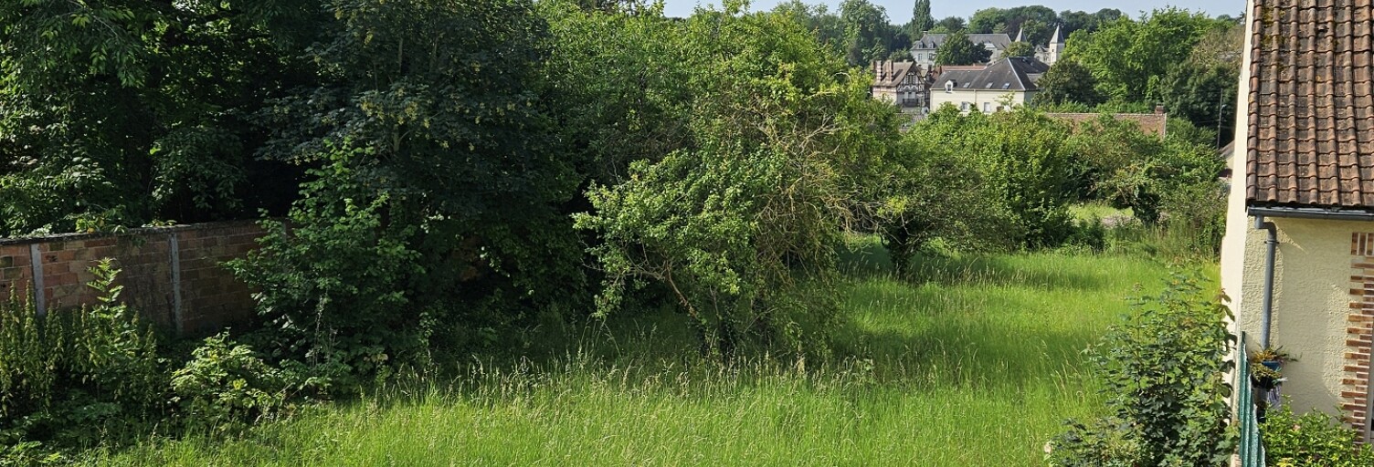 Terrain  1237 m² à vendre à Breteuil (60120)