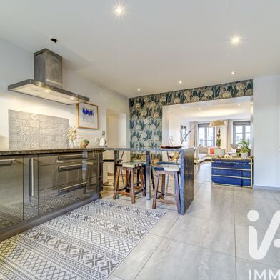 Appartement 4 pièces 279000 €