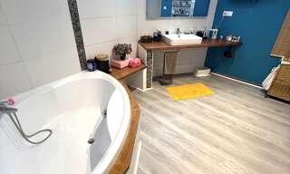 Maison 8 Pièces 224 m² à vendre à Momerstroff (57220)