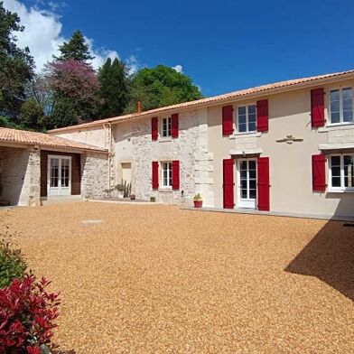 Maison 6 pièces 298750 €