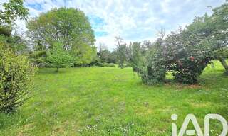 Terrain  2590 m² à vendre à Saint-Pierre-de-Mons (33210)