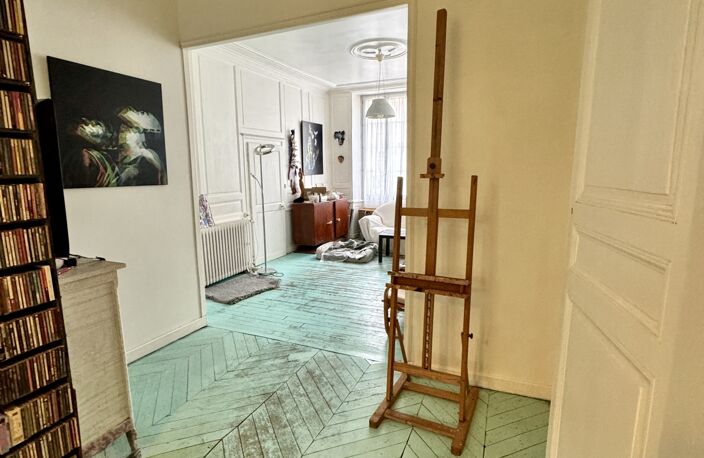 Vente Maison de ville 7 pièces — photo 2