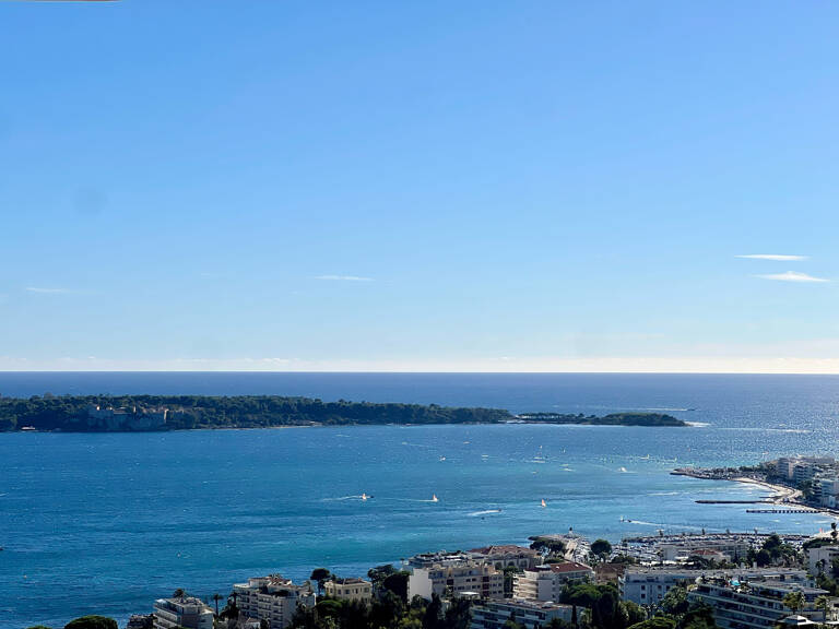 CANNES BASSE CALIFORNIE T4 DE 120M2 TERRASSE 22M2 VUE MER  G — photo 1