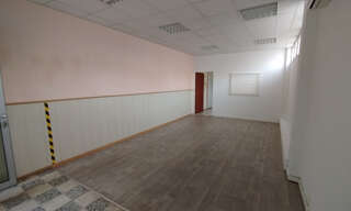 Commerce 2 Pièces 47 m² à louer à Salon-de-Provence (13300)