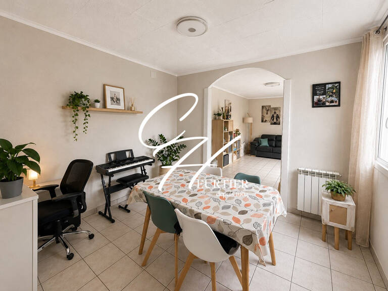 CHAMP SUR DRAC Appartement T5 spacieux — photo 1