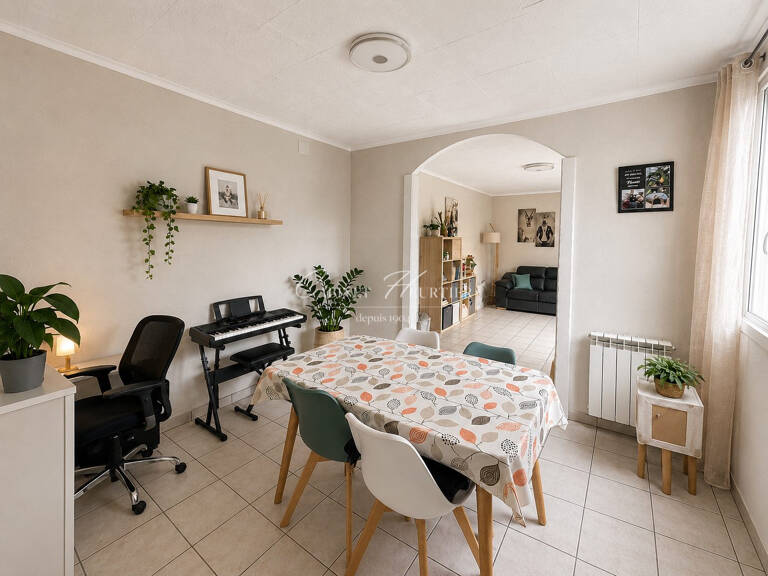 CHAMP SUR DRAC Appartement T5 spacieux — photo 1