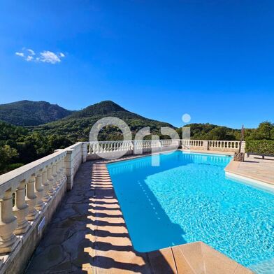 Maison 4 pièces 739000 €