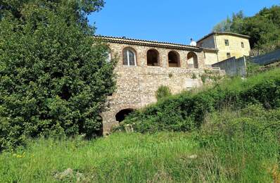 Mas ancien à vendre de deux logements plus dépendances sur 1125m² de terrain ouvert — photo du bien