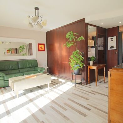 Appartement 4 pièces 168000 €