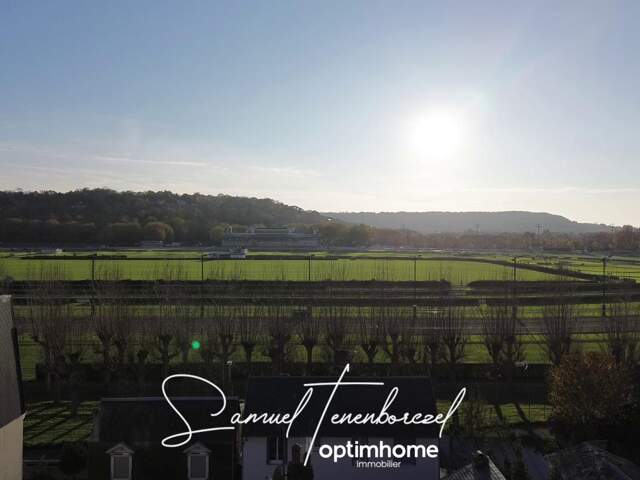 Appartement d’exception en duplex de 128 m² avec rooftop – Vue sur l’hippodrome de Deauville (14800) — photo du bien