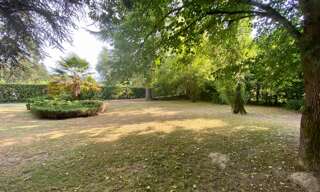 Terrain  1017 m² à vendre à Lignan-de-Bordeaux (33360)