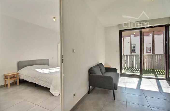 T2 de 41 m² avec balcon 8 m² et parking — photo 2