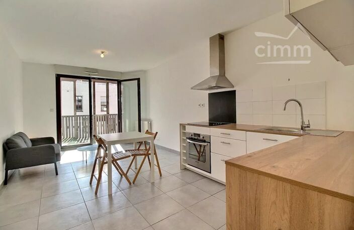 T2 de 41 m² avec balcon 8 m² et parking — photo 4