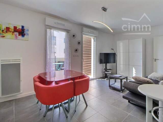 MONTPELLIER, Ovalie, Studio de 28m² avec balcon et parking. — photo du bien