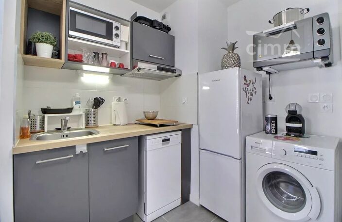 MONTPELLIER, Ovalie, Studio de 28m² avec balcon et parking. — photo 4