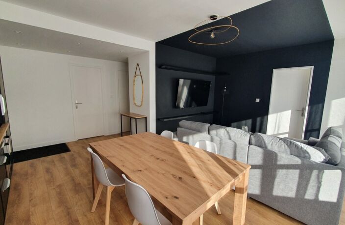Finistère (29) – À vendre à Quimper Ouest : appartement T5 meublé en colocation de 91,07 m² habitables avec cave — photo 4