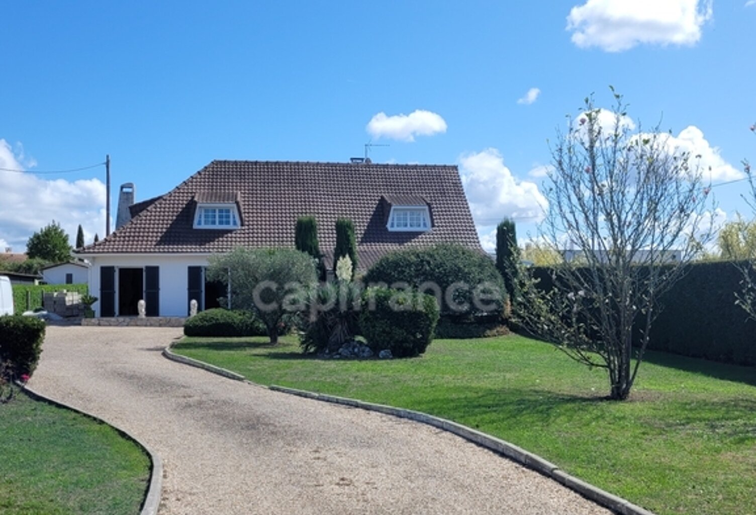 Dpt Gironde (33),A vendre à CUNEZAIS proche de SAINT-ANDRE-DE-CUBZAC, maison de caractère 298 m² avec terrasse couverte très agréable sur un magnifique terrain paysagé de 2221 m² — photo 1