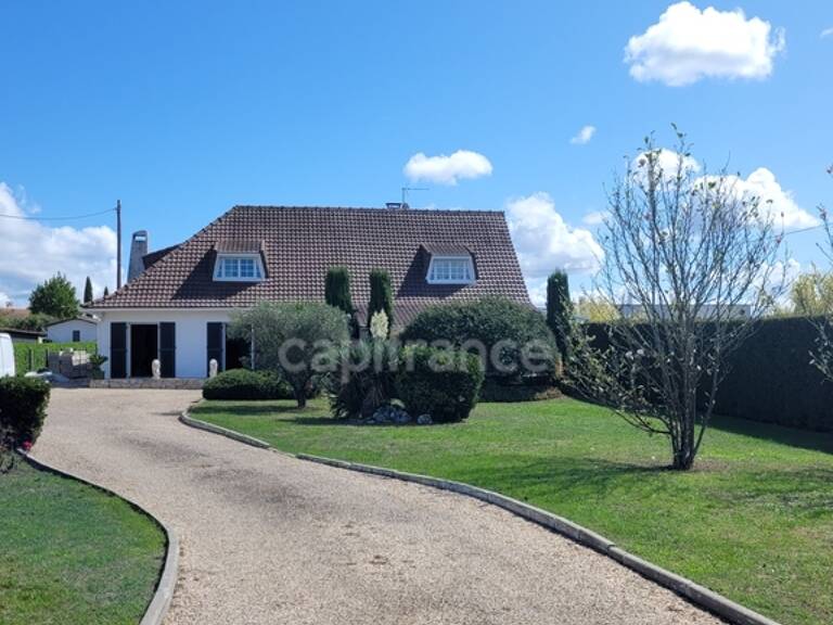 Dpt Gironde (33),A vendre à CUNEZAIS proche de SAINT-ANDRE-DE-CUBZAC, maison de caractère 298 m² avec terrasse couverte très agréable sur un magnifique terrain paysagé de 2221 m² — photo 1