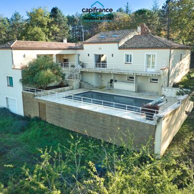 Maison 6 pièces 374000 €