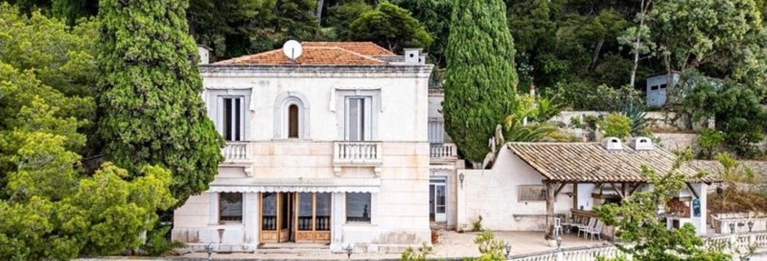 Maison 5 Pièces 280 m² à vendre à Roquebrune-Cap-Martin (06190)