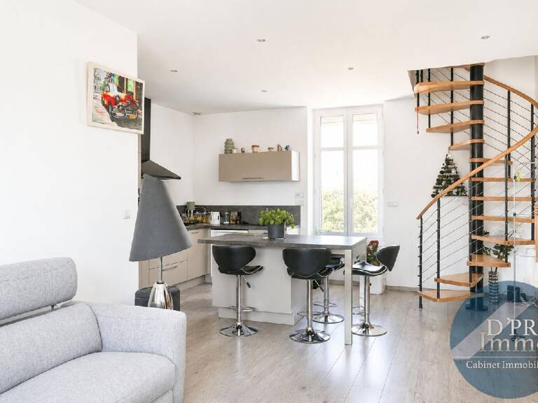Appartement lumineux avec garage en centre bourg — photo 1