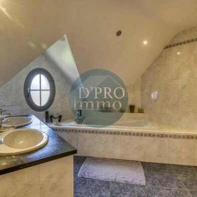 Maison 7 pièces 498000 €