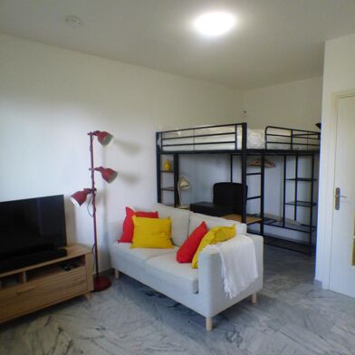 Appartement 1 pièces 1230 €