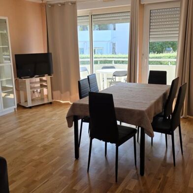 Appartement 3 pièces 1200 €