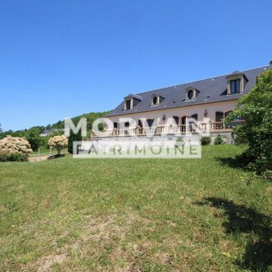 Maison 8 pièces 399000 €