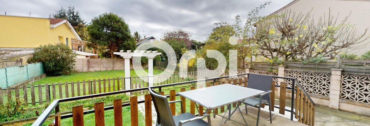 Maison 4 Pièces 93 m² à vendre à Bron (69500)