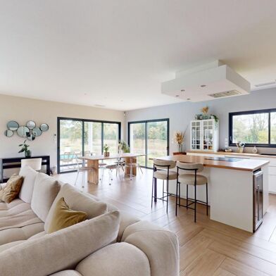 Maison 4 pièces 349000 €