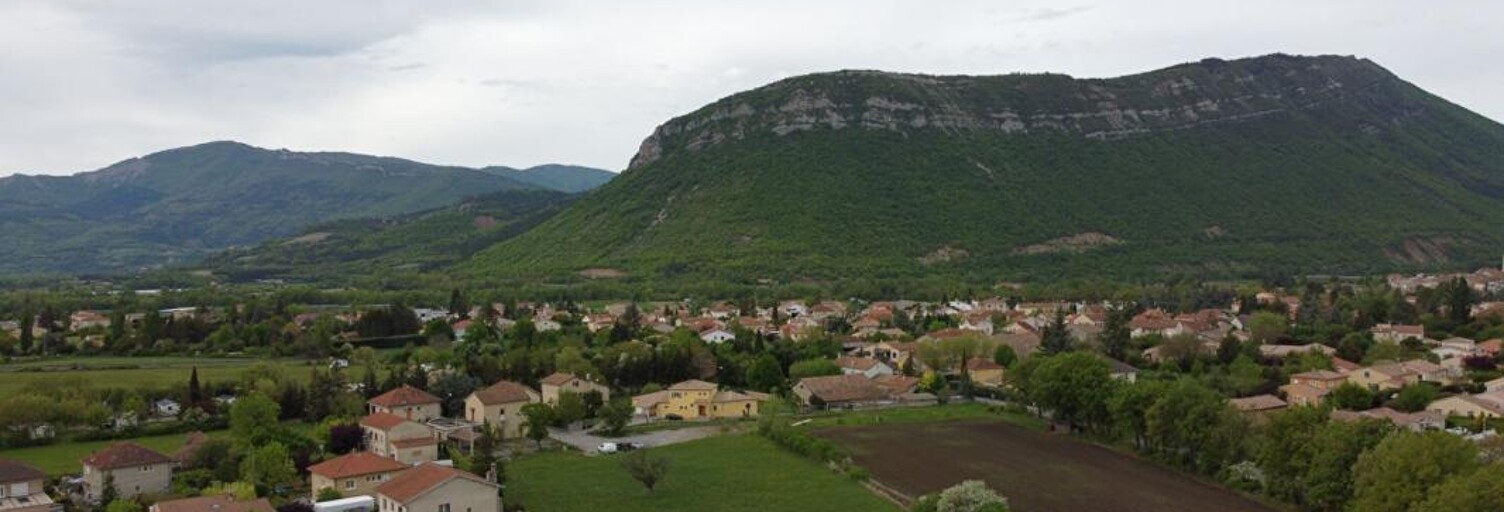 Terrain  339 m² à vendre à Laragne-Montéglin (05300)