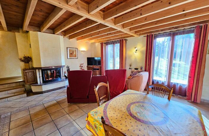 Propriété 5 pièces à vendre à LES MARTYS 20 hectares de nature préservée — photo 4