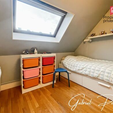Appartement 4 pièces 157000 €