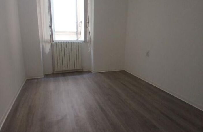 Vente appartement trois pièces en 1er étage/2 coeur de ville de Béziers — photo 5