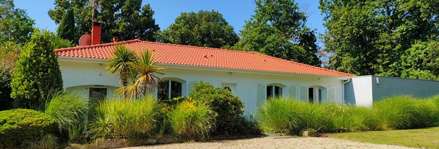 Maison 8 Pièces 208 m² à vendre à Carbon-Blanc (33560)