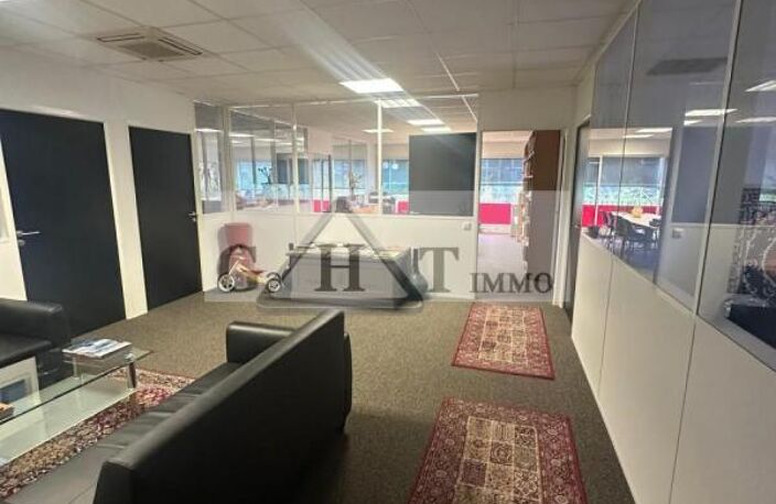 BATIMENT D'ACTIVITE A VENDRE 3573 M² — photo 4
