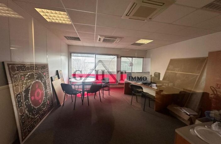 BATIMENT D'ACTIVITE A VENDRE 3573 M² — photo 5