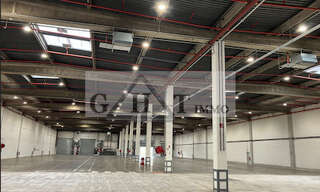 Local industriel  8577 m² à louer à Les Ulis (91940)