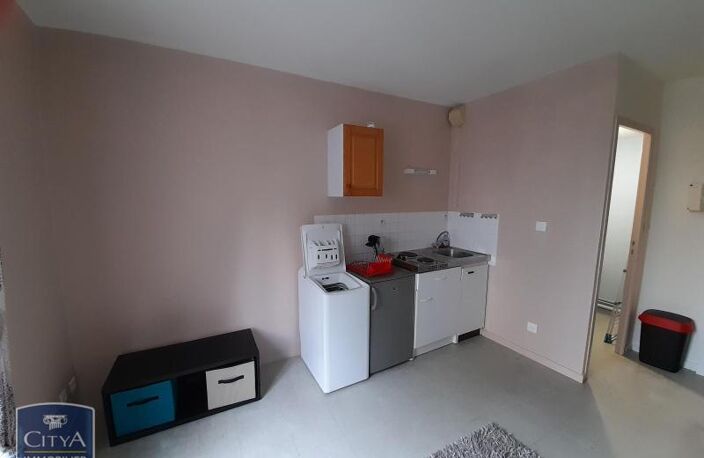 Location appartement 1 pièce 22 m² à Cholet (49300) — photo 2