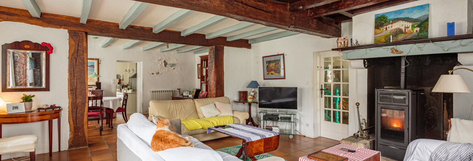 Maison 14 Pièces 402 m² à vendre à Urt (64240)