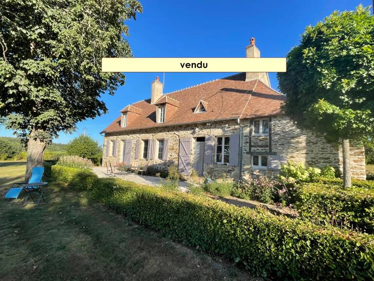 Fermette et gîte, rénovés avec goût, à vendre dans la Creuse — photo 1