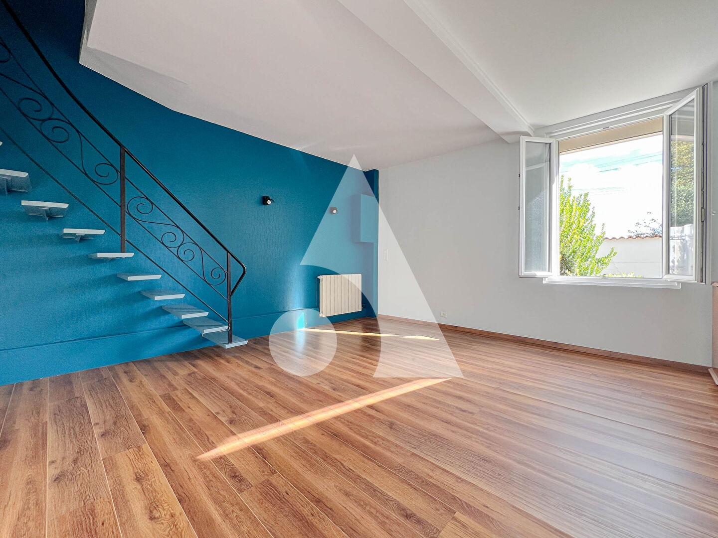 Villa / Maison  T5 à vendre Saintes 17100