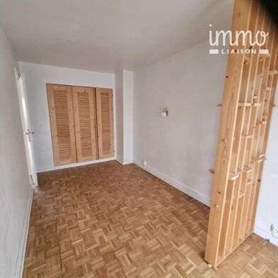 Appartement 4 pièces 230000 €