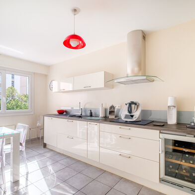 Appartement 4 pièces 325000 €