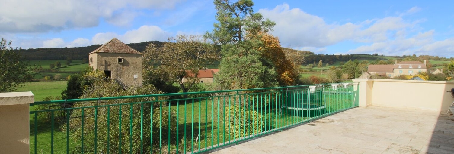 Maison 5 Pièces 160 m² à vendre à Sainte-Hélène (71390)