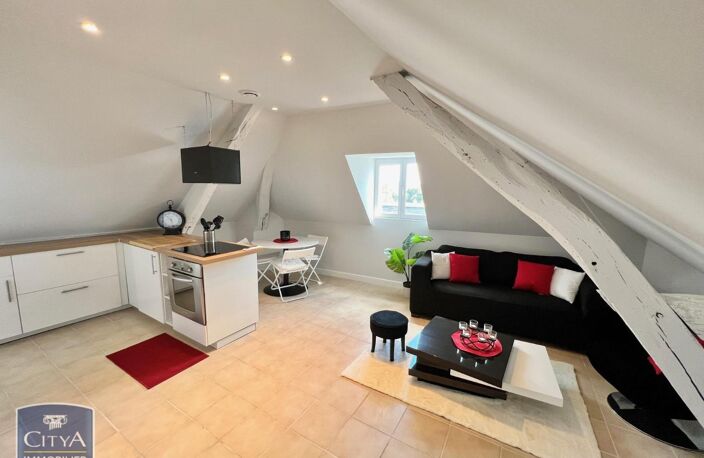 Location appartement 4 pièces 42 m² à Saint-Cyr-sur-Loire (37540) — photo 3