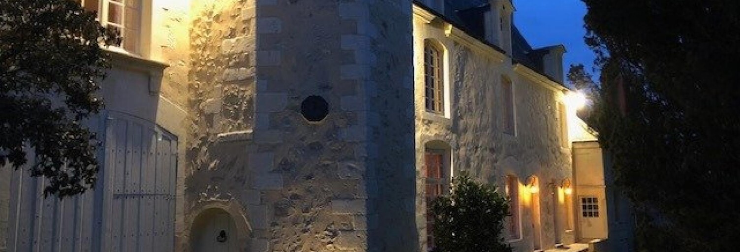 Maison 10 Pièces 422 m² à vendre à Baugé-en-Anjou (49150)